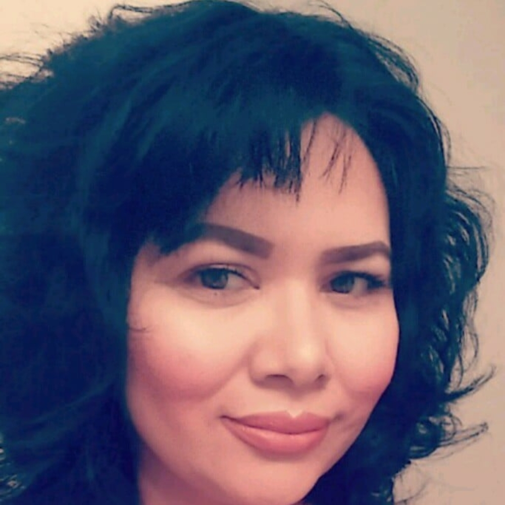 Meet your Posher, Myrna